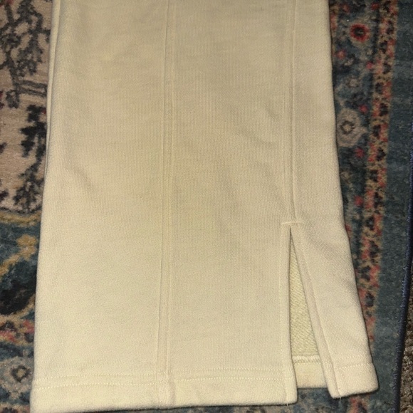 Alo Yoga Straight Leg Pants - Picture 3 of 10